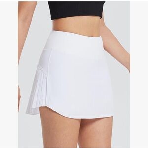 “Baleaf “ White Pleated Tennis Skort; size small; NWT